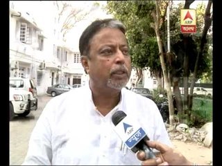 Mukul Roy suddenly stands beside shubhendu Adhikary