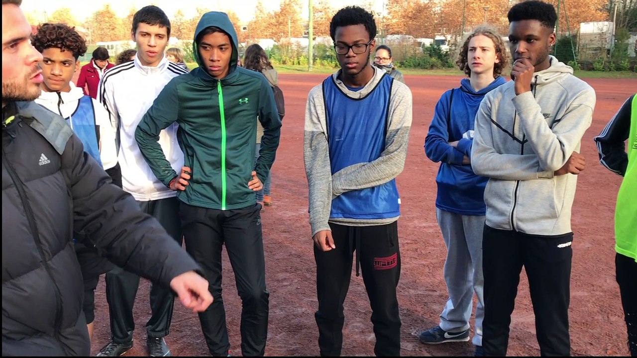 La tablette au service des apprentissages en EPS - Stage Académique - Créteil