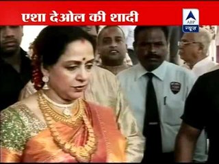 Bollywood stars at Esha Deol's wedding