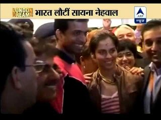Super Saina Nehwal returns to rousing welcome