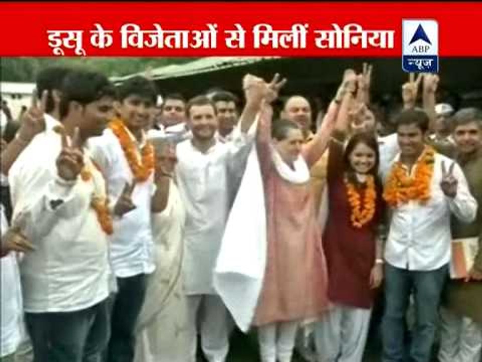 Sonia, Rahul meet newly elected DUSU's newly elected president, vp and secretary