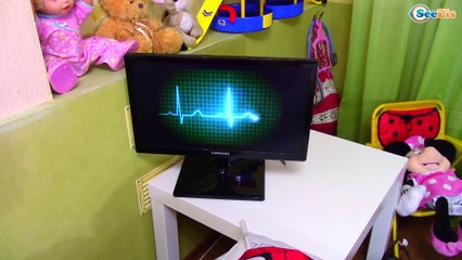 Bad Baby Doctor Yaroslava vs Spiderman Вредные Детки Лечим Человека Паука Играем в ДОКТОРА