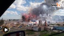 Video detik pasar mercun meletup di Mexico, 26 maut