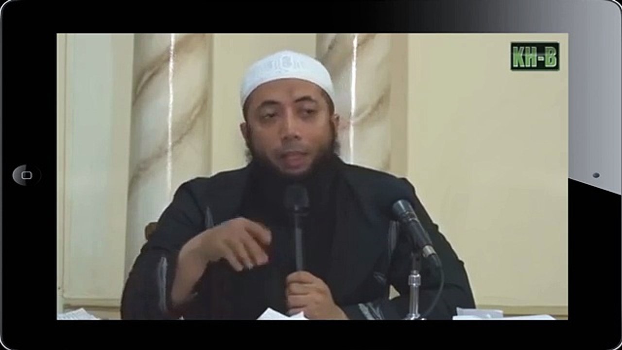 Khalid Basalamah - Debat agama dengan orang tua atau dengan orang Jahil