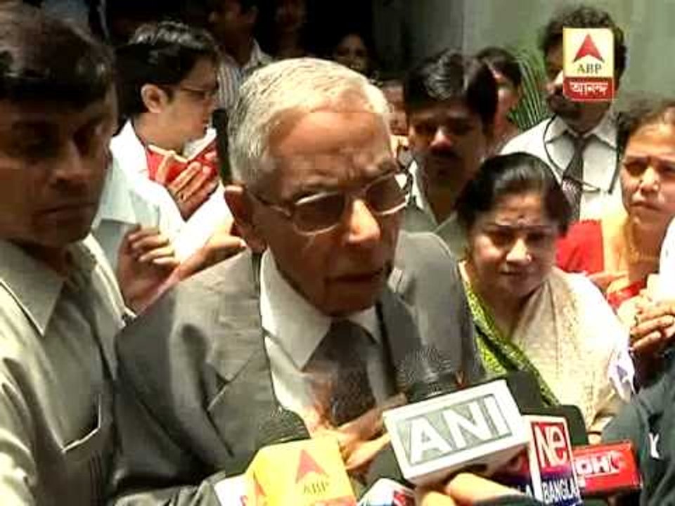 Governor MK Narayanan says, it is not easy to find a way out of Darjeeling crisis