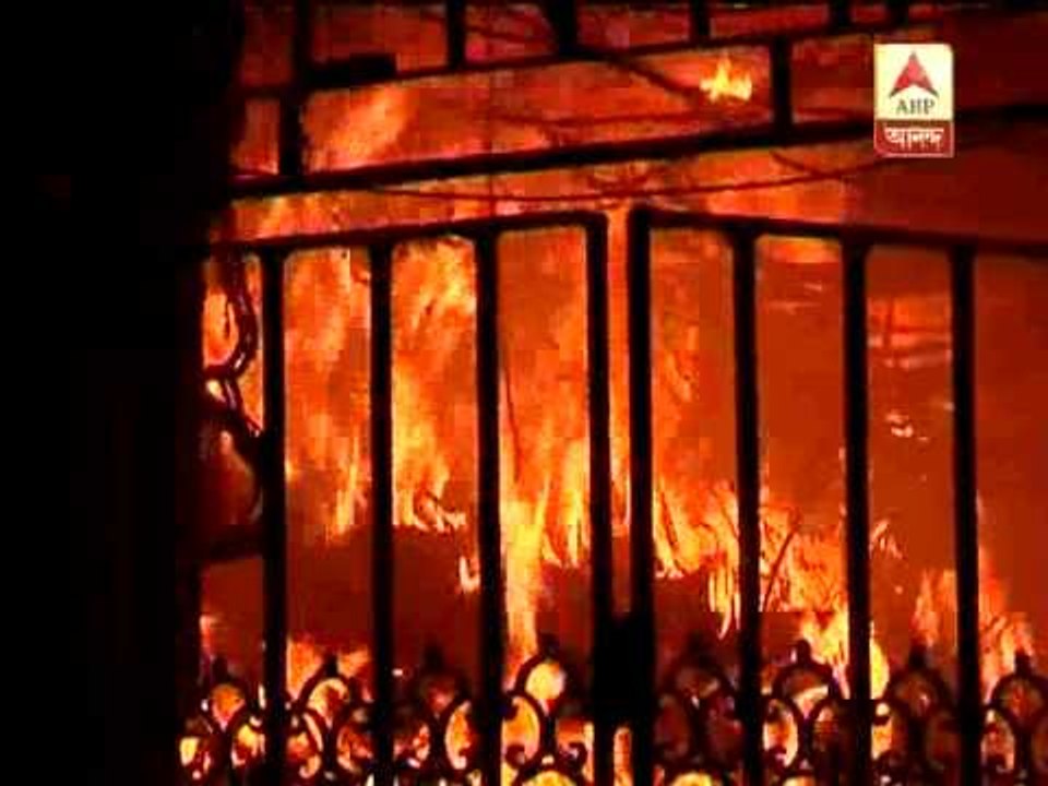 Massive fire in a multistories building in Bentink street of Kolkata