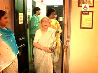 Actor Kamal Hasan visits Netaji's Elgin Road residence on sunday.