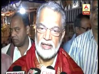 Isro chairman at Balaji temple talking about the launch of mission-mars.
