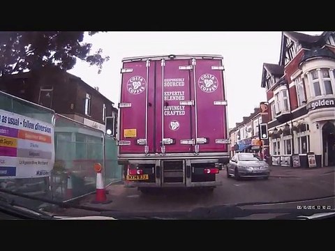 Kent cyclist nearly kills himself!!!
