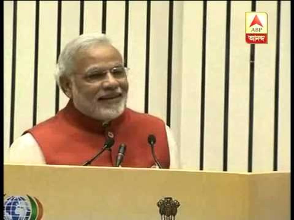 Modi hits back at Manmohan