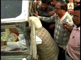 Left rally from CITU office with the dead body of Madhyamgram gangrape victim