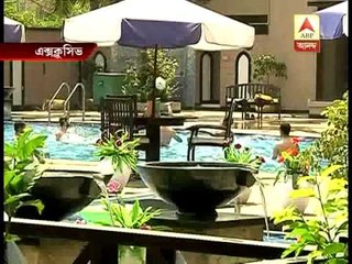 Pak Team passes time in swimming pool before match against India in T-20 world cup