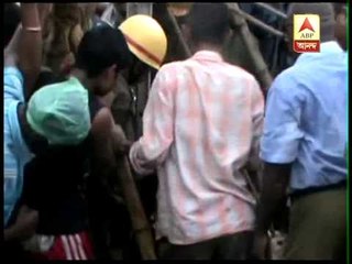 Lobourers died due to poisonous gas during digging of a well at Raniganj