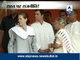 Sonia, Rahul Gandhi & Sheila Dikshit flag off relief materials for U'khand flood victims