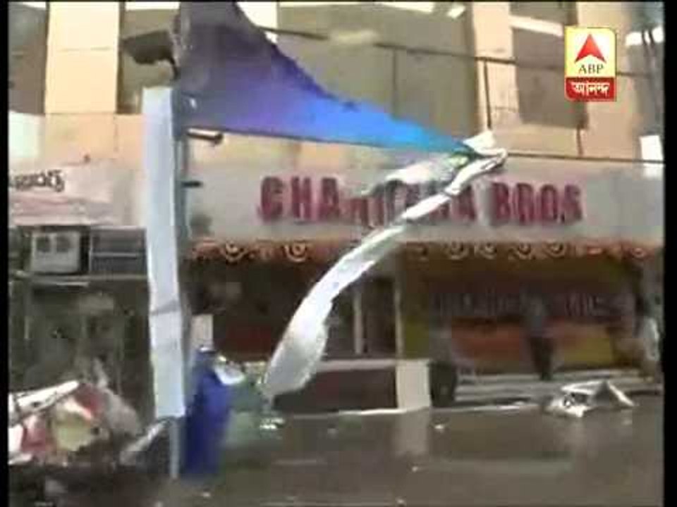 Hudhud: heavy storm lashes coastal areas