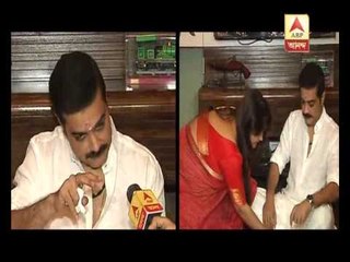 Prasenjit getting Bhaifota from his sister, Pallabi on the auspicious day, reveals his feelings.