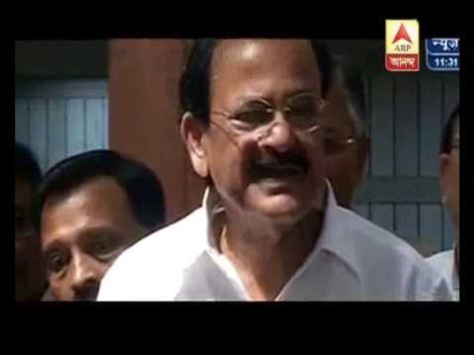 venkaiah attacks rahul