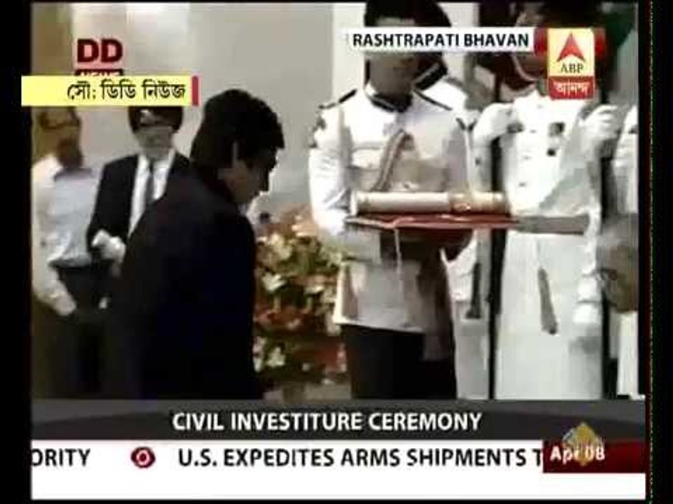 Amitabh awarded padma vibhushan
