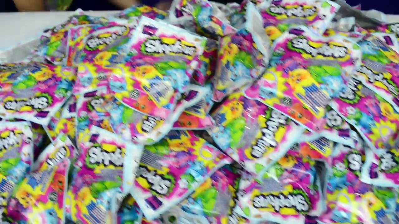 250 Shopkins Season 4 Blind Bags Opening | Mega Toy Haul | Kids Toy Review