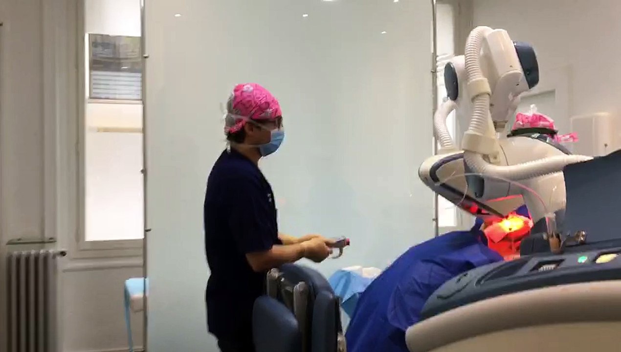 The-Clinic-Artas-greffe-capillaire