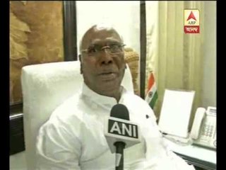 Mallikarjun kharge on sushma issue and wants adjourn of Loksabha