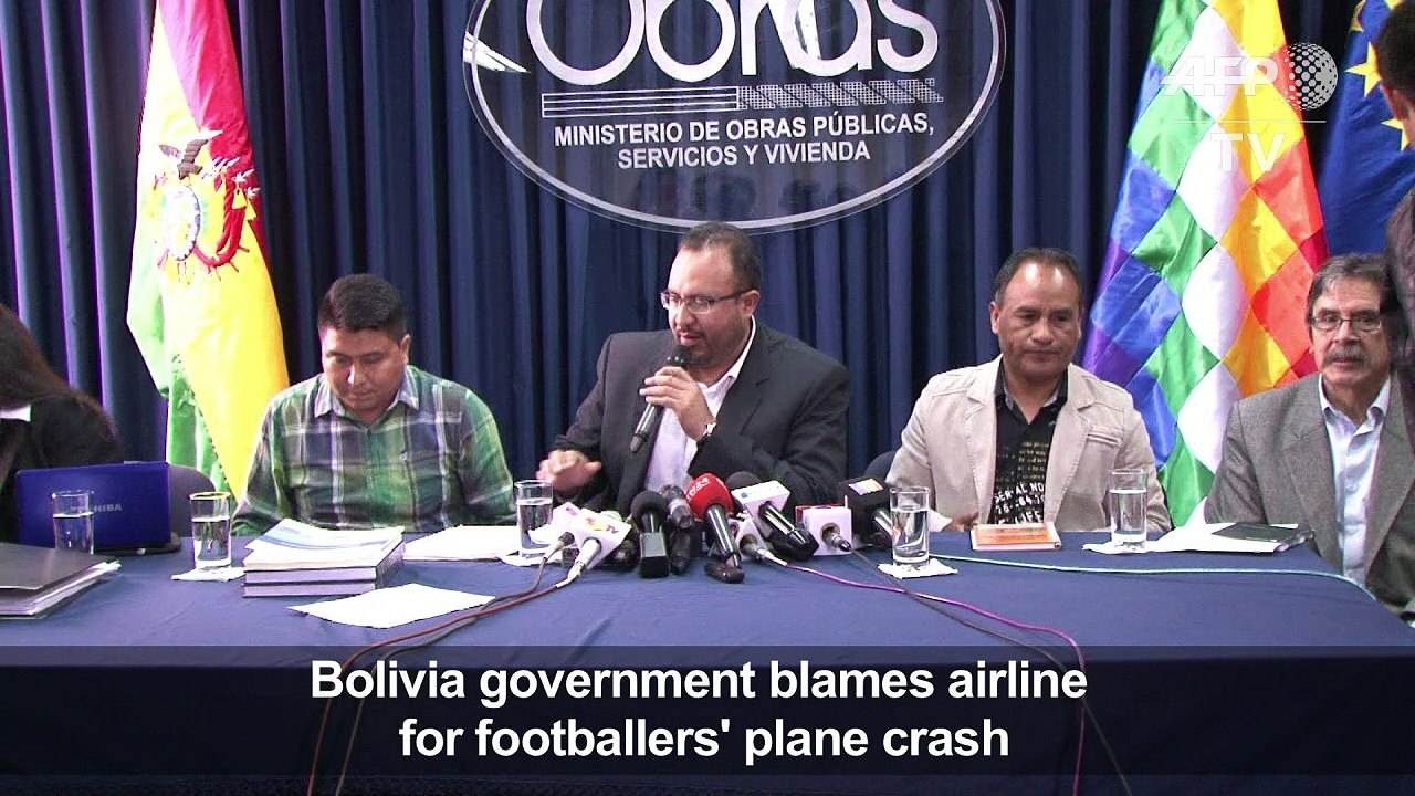 Bolivia blames airline for footballers' plane crash