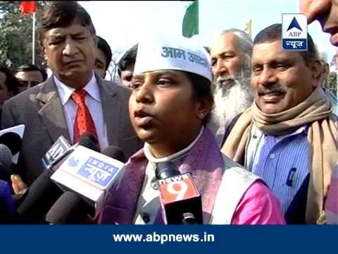Auto riding minister Rakhi Birla justifies luxury govt car use