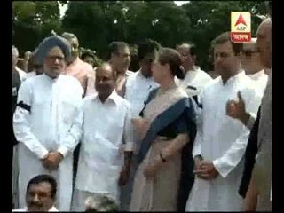 Congress protest outside parliament