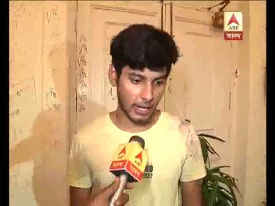 Presidency Gherao: agitating students alleges torture of police, blames VC