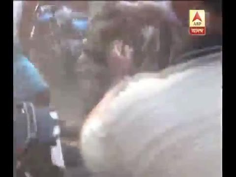 6 students died due to collision between lorry and pull car at Islampore, police attacked