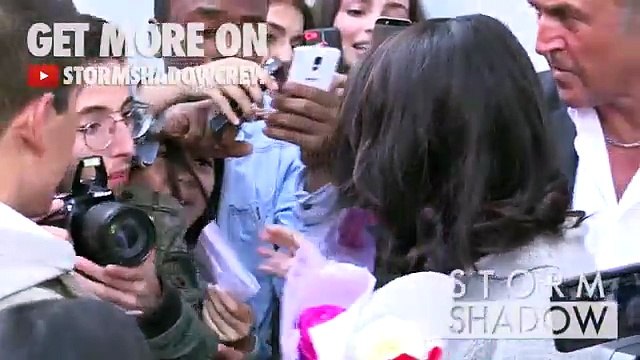 Selena Gomez confront a fan at NRJ radio station in Paris !