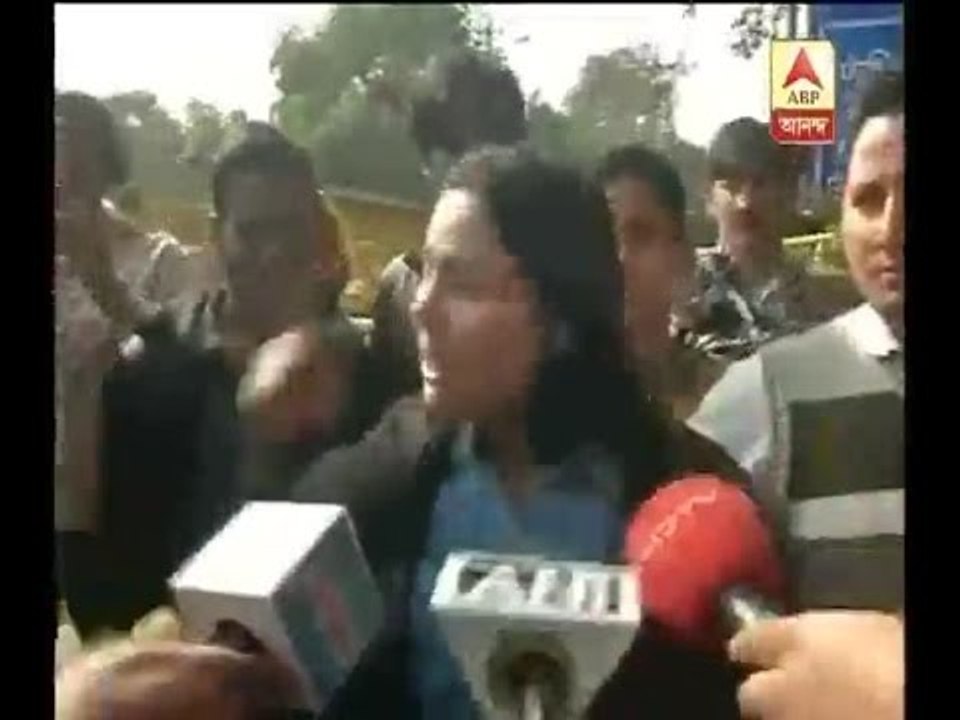 Lawyers attacked JNU students-teachers and Journalists at Patiala House Court