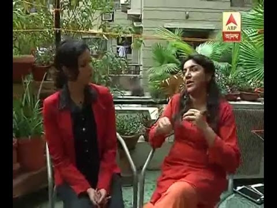 Neta Vs Abhineta: chat between Locket and Ritabhori