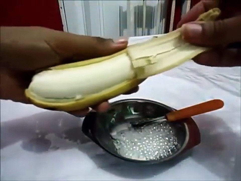 how to whiten teeth at home_1