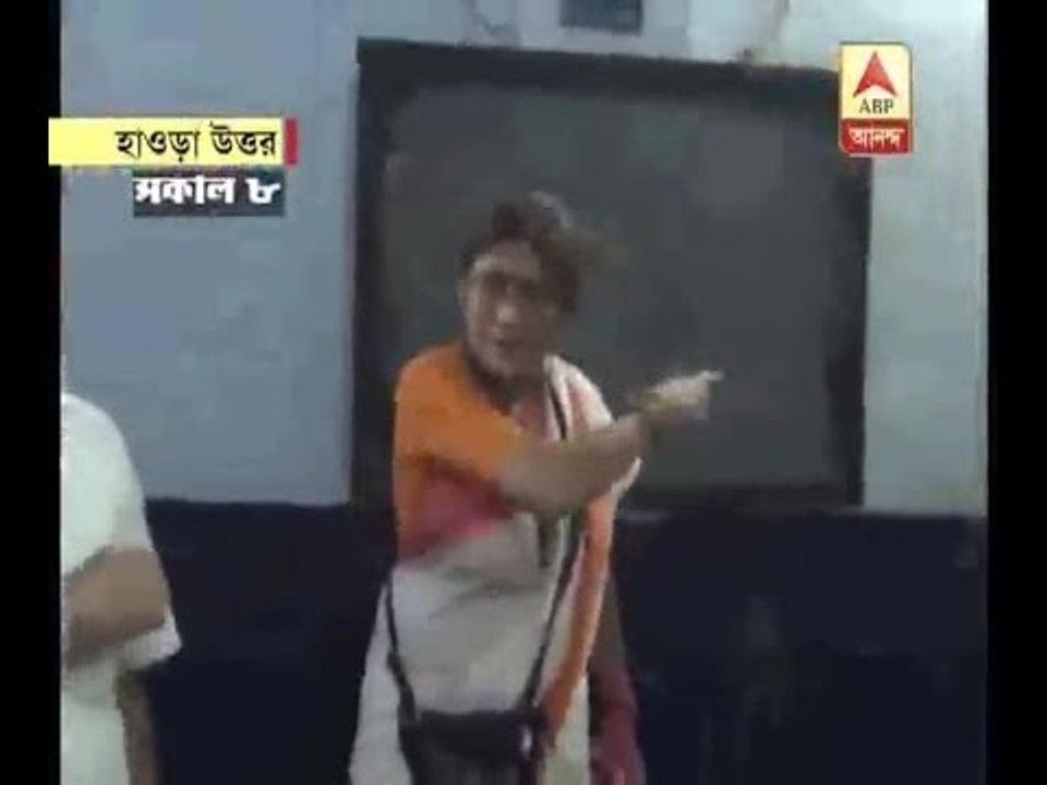 BJP candidate Rupa Ganguly hackled at north howrah