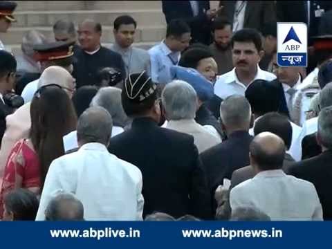 Former PM Manmohan Singh at Rashtrapati Bhawan to attend Modi's swearing-in ceremony