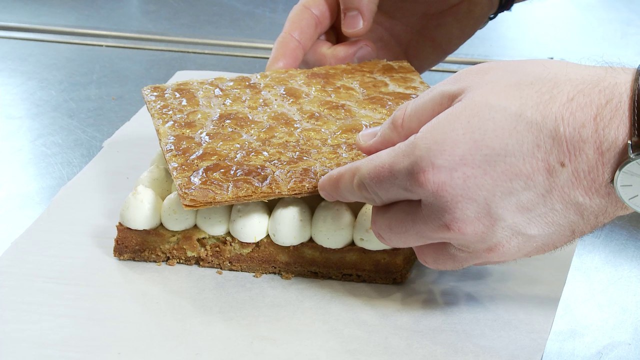 La Galette des Rois de Sandrine et Julien - Le Meilleur Pâtissier