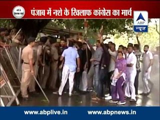 Congress workers stage protest against drug menace in Punjab