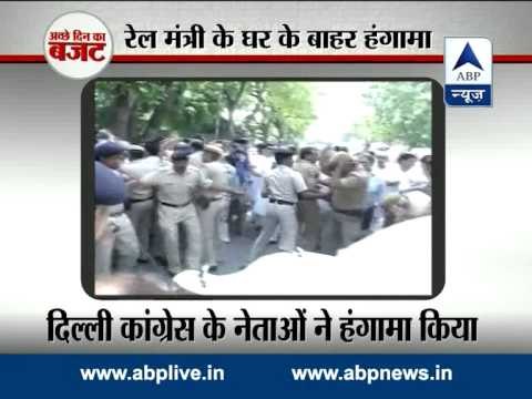 Delhi Congress workers protest outside Railway Minister residence