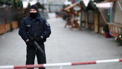 Strage Berlino: caccia a un sospetto tunisino