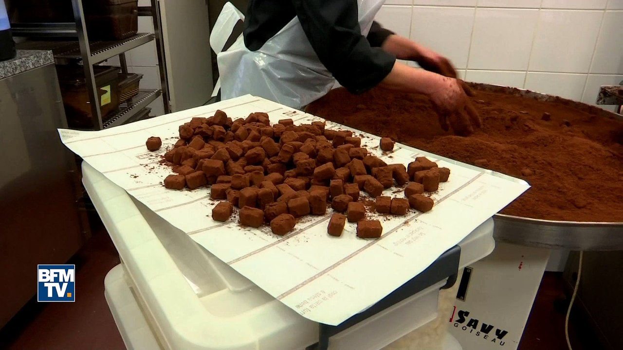 Noël: dans les coulisses d'une chocolaterie parisienne