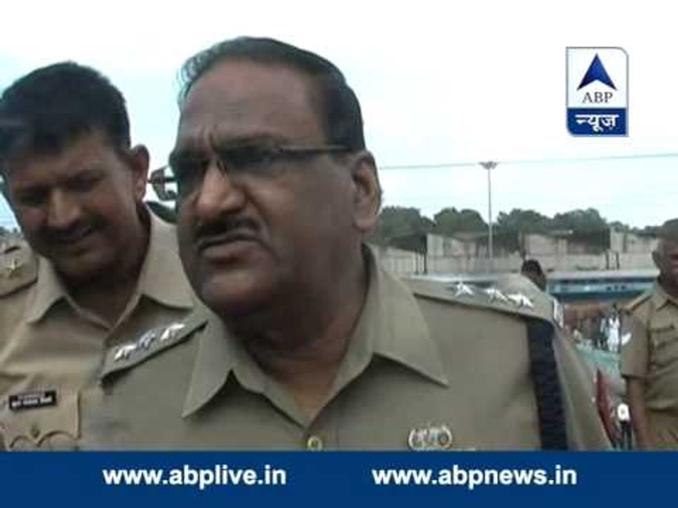 Glider crashes in a residential area of Kanpur