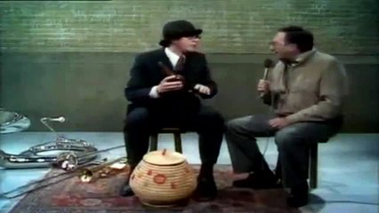 André van Duin Show   Slangenbezweerder-vXvhcFb7ppY-HQ