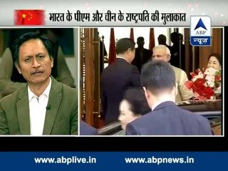 Indian PM meets Chinese Premier Xi at an Ahmedabad hotel