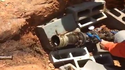 Polícia descobre tubulação clandestina usada por bandidos para furtar petróleo