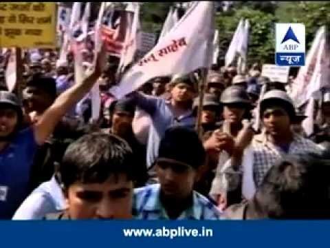 Punjab HC issues non-bailable warrant against Sant Rampal l Sec 144 imposed in Chandigarh