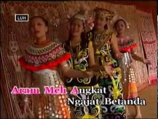 Bungah Ari Gawai - Koir