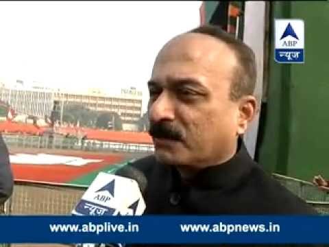 Modi hats, cutouts adorn Ramilia Maidan ahead of rally in Delhi