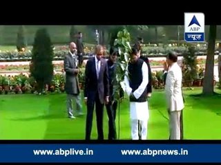ABP News special ll US President in Indian 'colour' at Rajghat