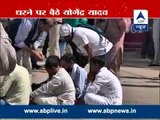 NC Meet: Dharna by Yogendra Yadav for the ones who are not being allowed in